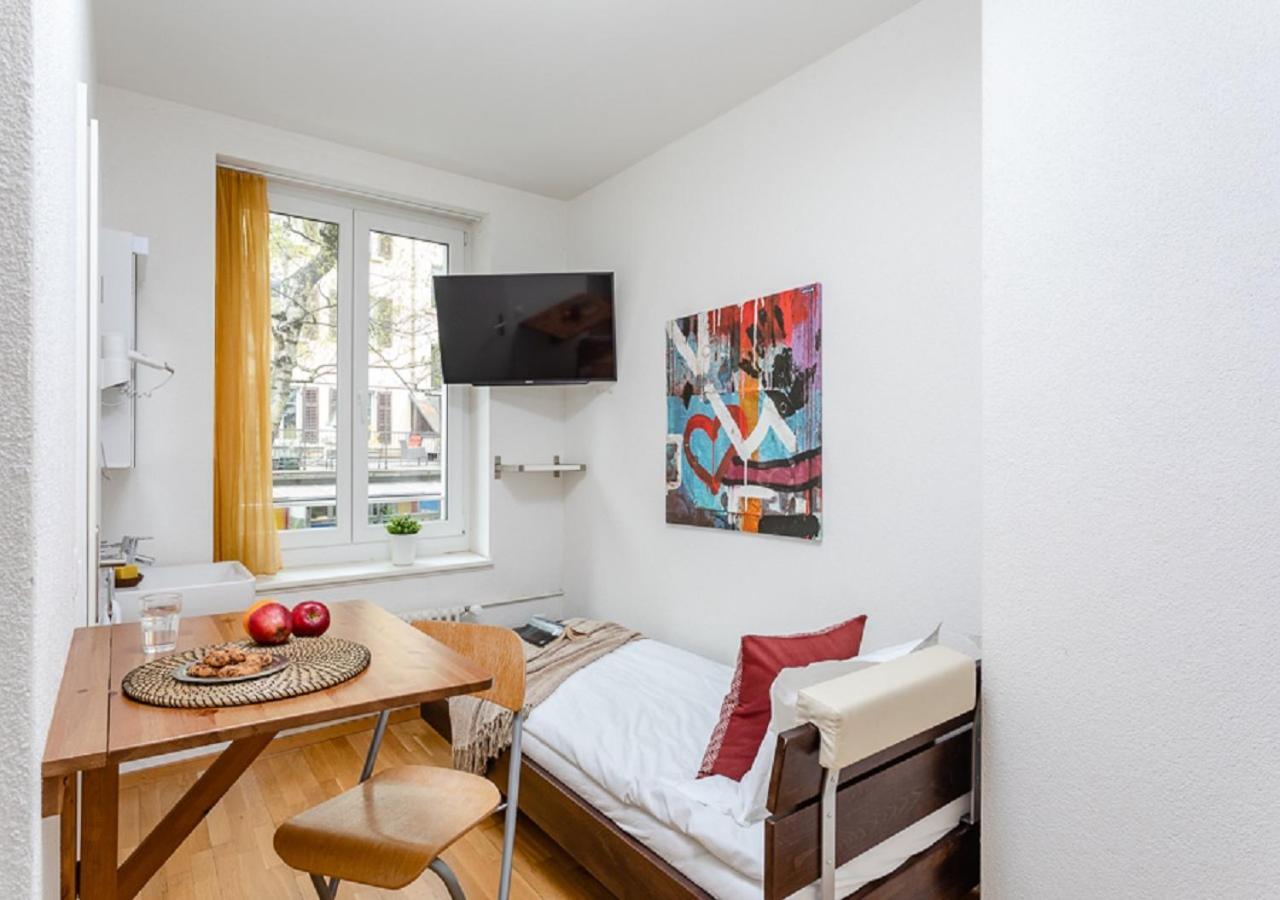 Swiss Star Guesthouse Oerlikon - Contactless Self Check-In Zúrich Exterior foto